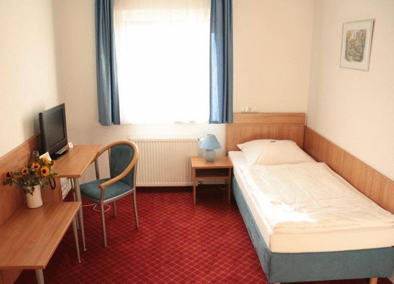 Hotel Schillerplatz Öhringen Kültér fotó